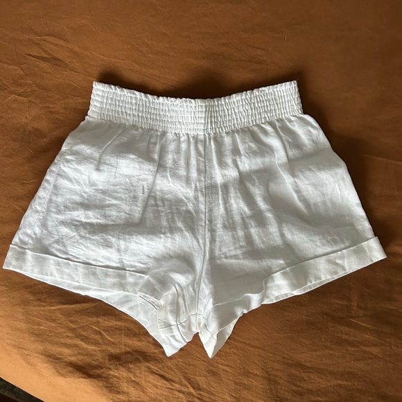 Reformation White Linen Shorts - Picture 5 of 8